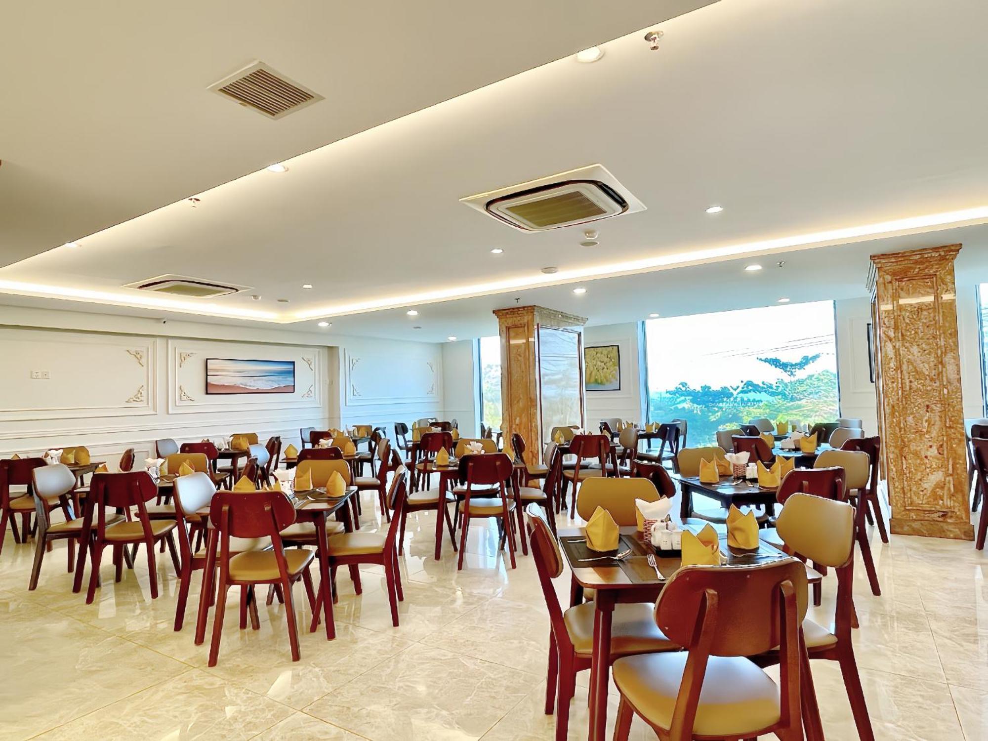 Imperial Nha Trang Hotell Exteriör bild