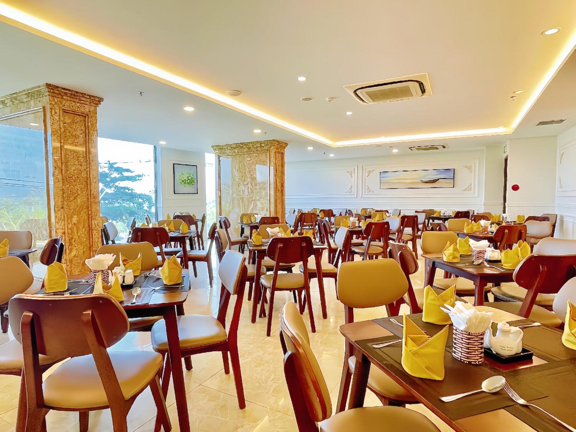 Imperial Nha Trang Hotell Exteriör bild